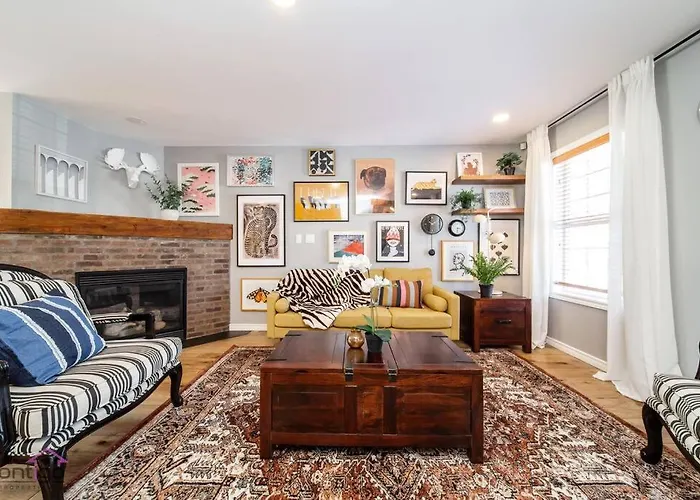 Stylish Euro Vibes Home, Small Gym, Ac, Yard, Office