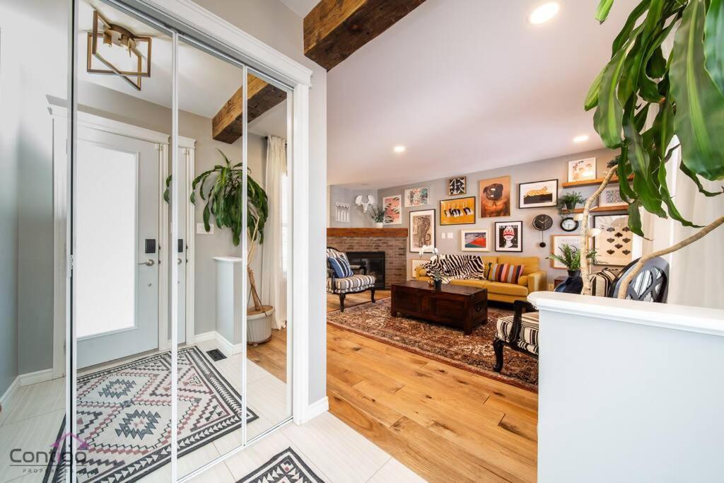 Holiday home Stylish Euro Vibes Home, Small Gym, Ac, Yard, Office *